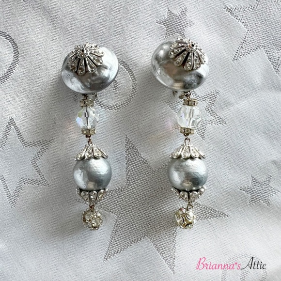 Handmade silver and crystals designer dangling clip on earring - Picture 5 of 8